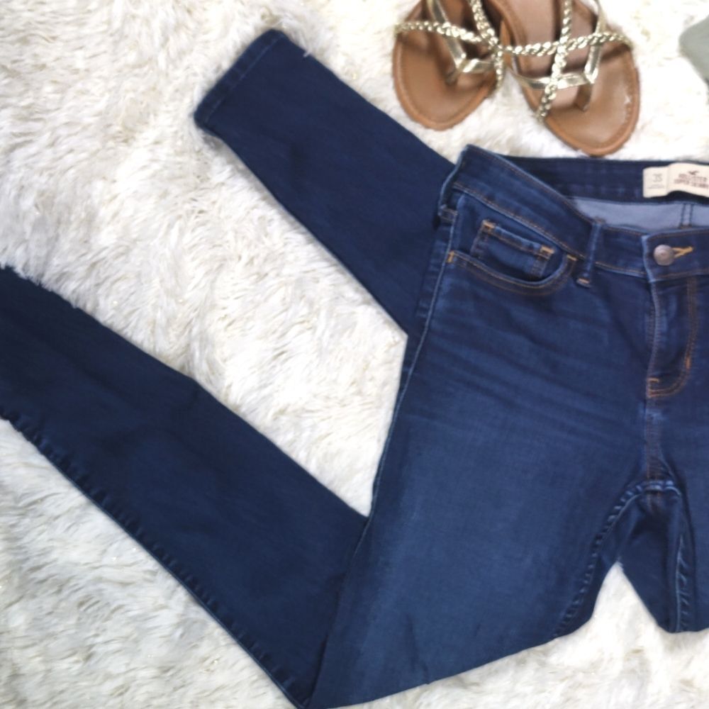 NWOT Hollister Skinny Jeans - Picture 6 of 13